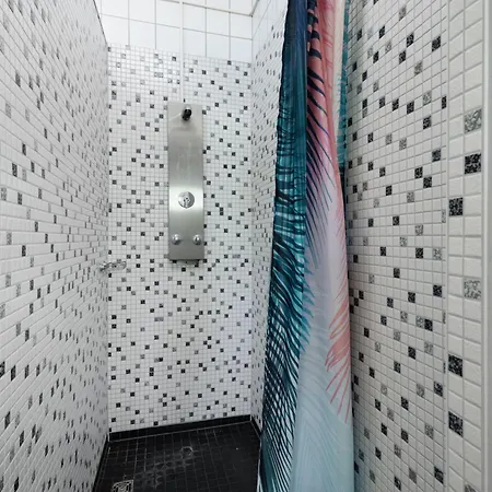 אתר קמפינג Tiny Haus *