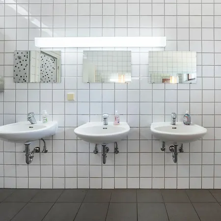 Tiny Haus אתר קמפינג Fitzen